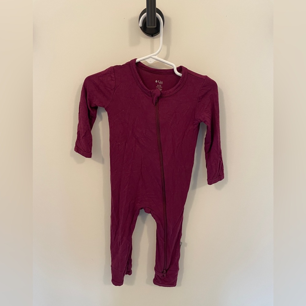 Kyte baby 6-12 months maroon pajamas